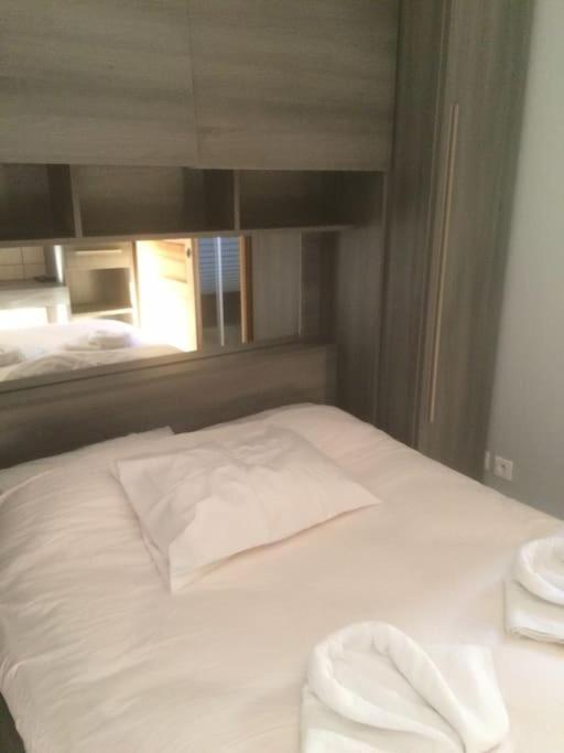 ポンジボーLe Coin Tranquille Au Pied Du Puy De Domeアパートメント エクステリア 写真